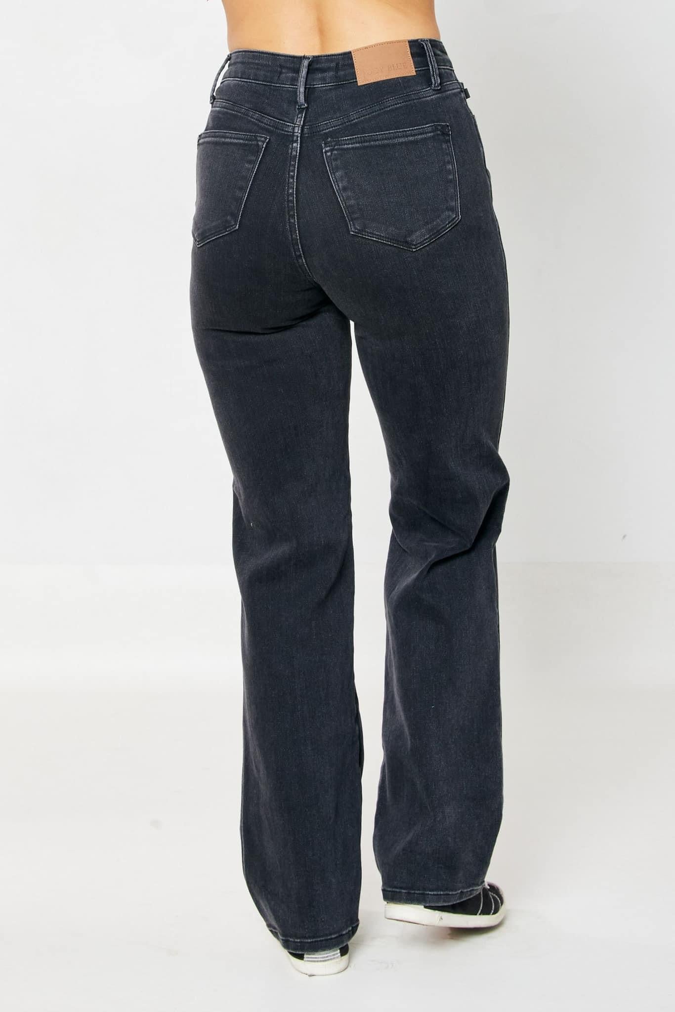 Judy Blue Straight fit Hi Rise Rigid Magic 90's Distressed Jeans in Black