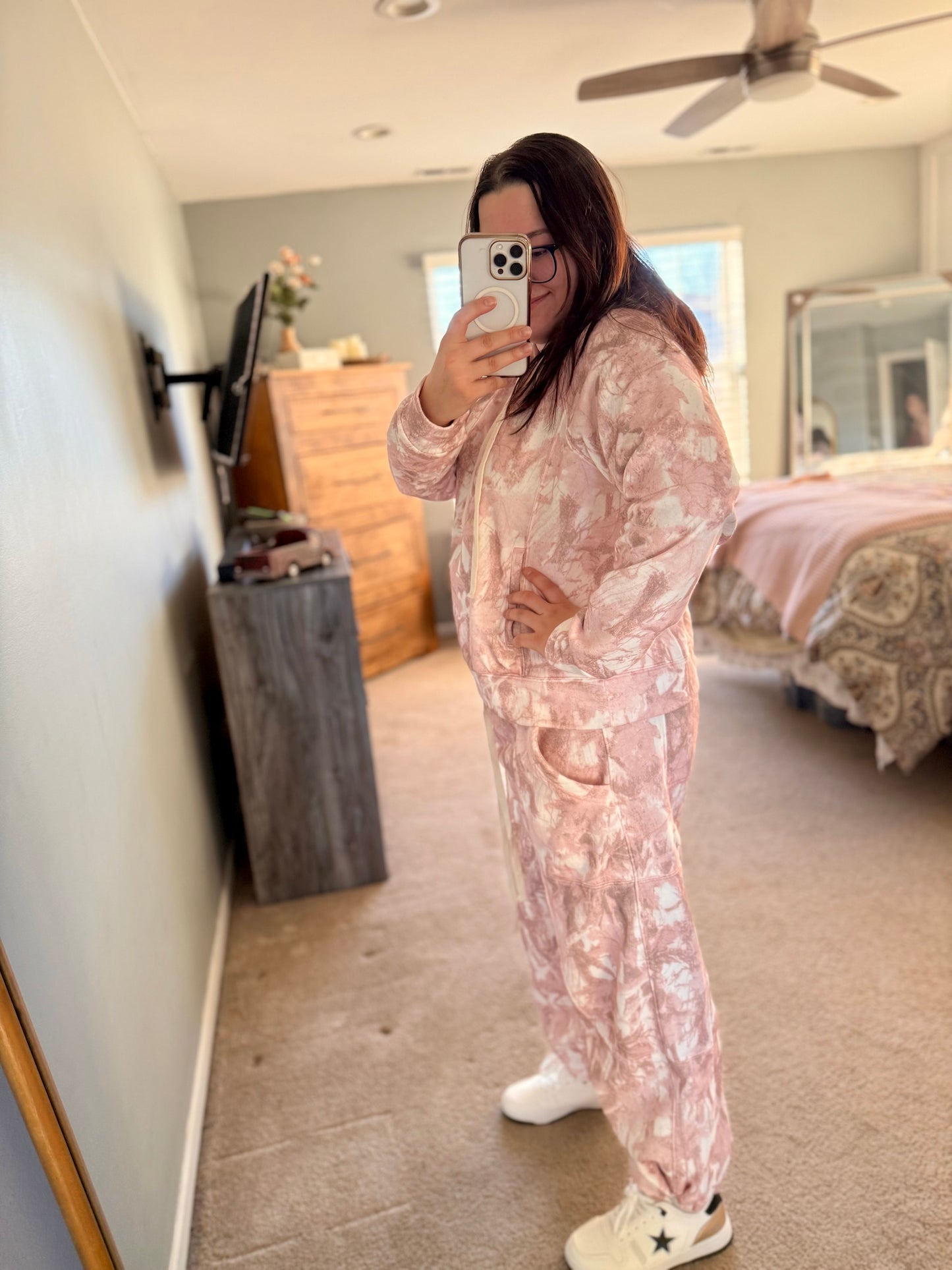Camo Sweatshirt Hoodie (Pink)