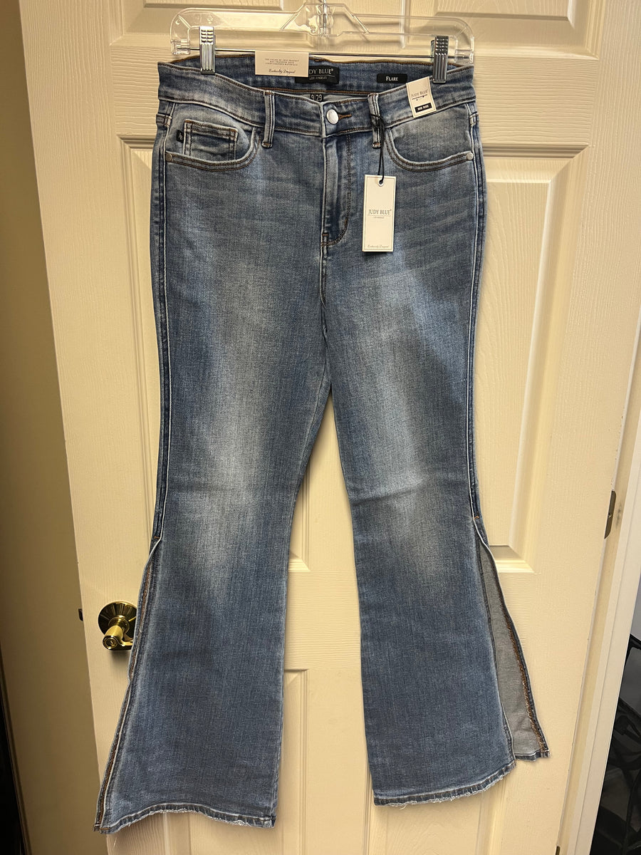 Judy Blue Flare jeans